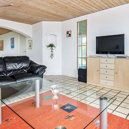 Four-bedroom In Bogense 3
