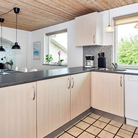 Hotel Four-bedroom In Bogense 3 3*
