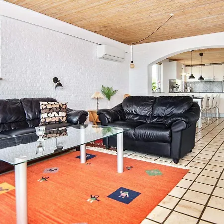 Four-bedroom In Bogense 3 Hotel Skåstrup